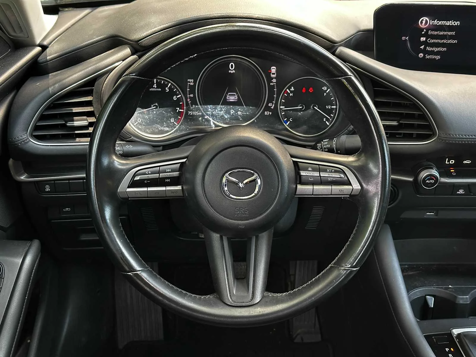 Used 2021  Mazda Select image 16