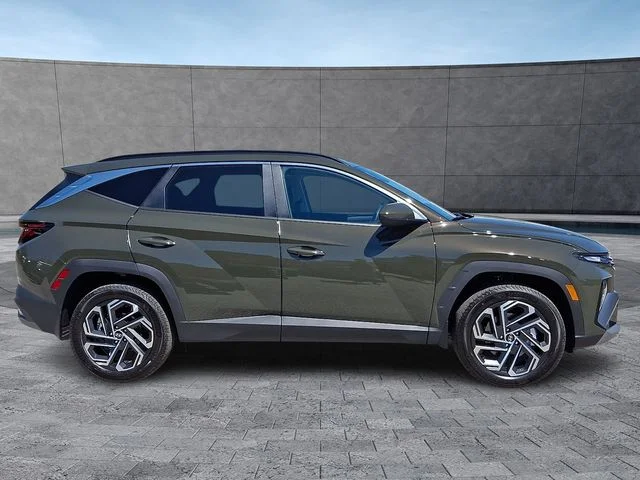New 2026 Green Hyundai SEL image 8