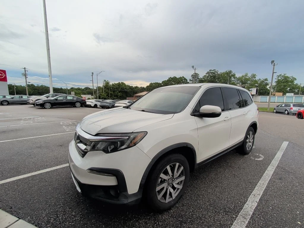 Used 2021 White Honda EX-L image 11