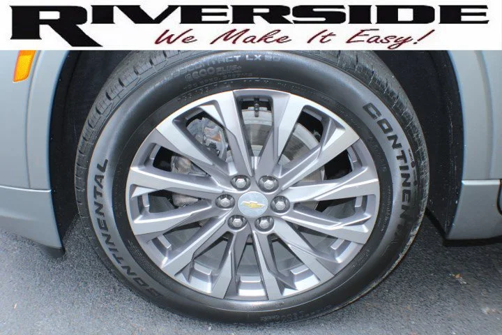 Used 2023 Sterling Gray Metallic Chevrolet Premier image 5