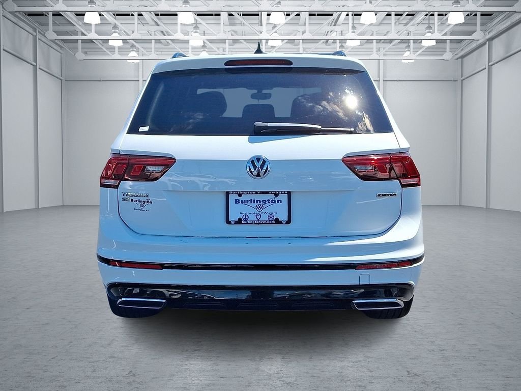 Certified Used 2021 White Volkswagen 2.0T SE R-Line Black image 6