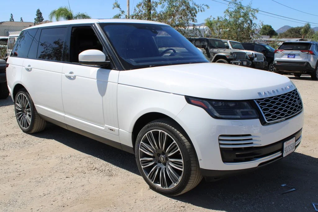 Used 2020  Land Rover Supercharged image 3