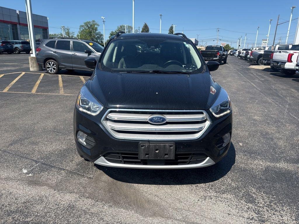 Used 2019 Black Metallic Ford SEL image 4