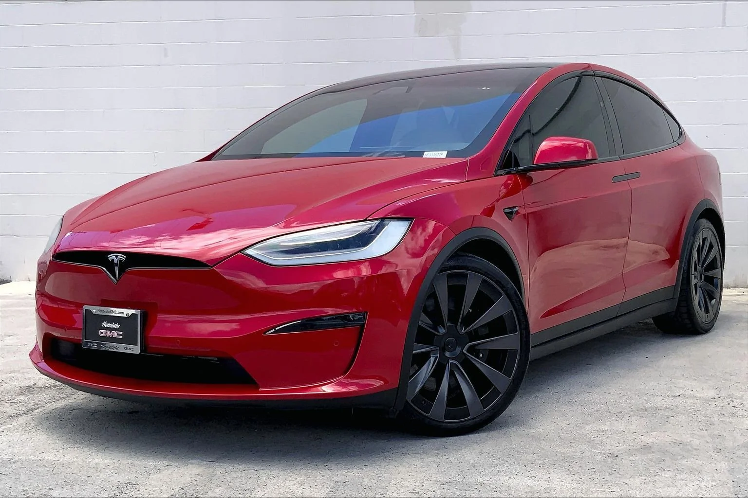 2022 Tesla Model X Plaid's photo