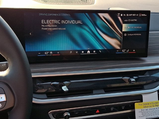 New 2026 Skyscraper Grey Metallic BMW xDrive50e image 15