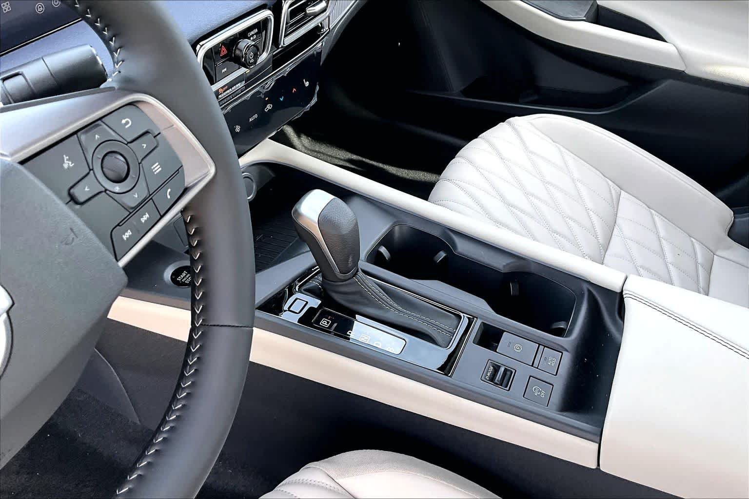 2026 Nissan Sentra SL - Photo 11