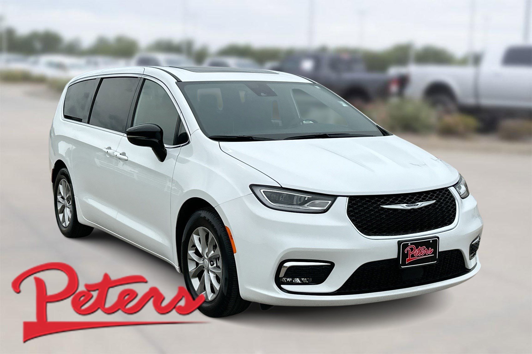 2026 Chrysler Pacifica Limited's photo