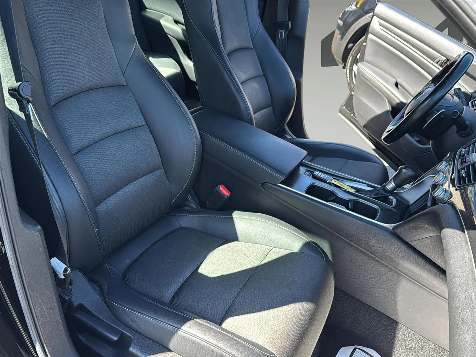 2021 Honda Accord Sport - Photo 33