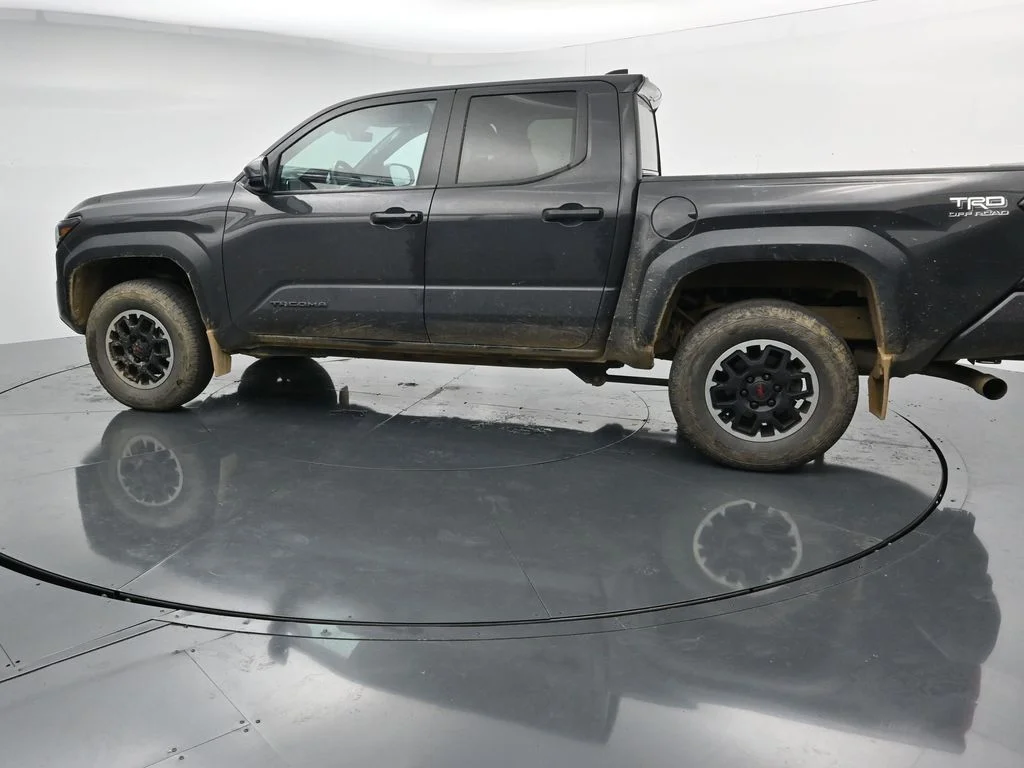 Used 2024  Toyota TRD Off-Road image 5