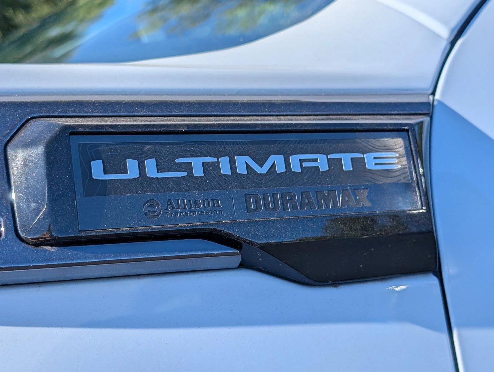 New 2026 Glacier White Tricoat GMC Denali Ultimate image 10