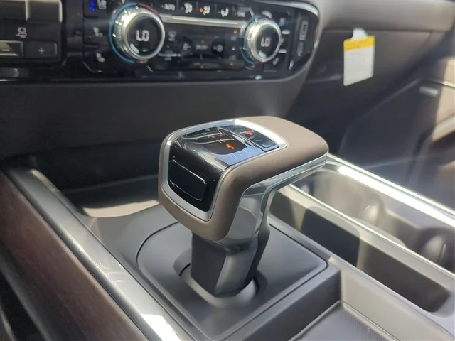 2026 GMC Sierra 1500 SLT - Photo 16