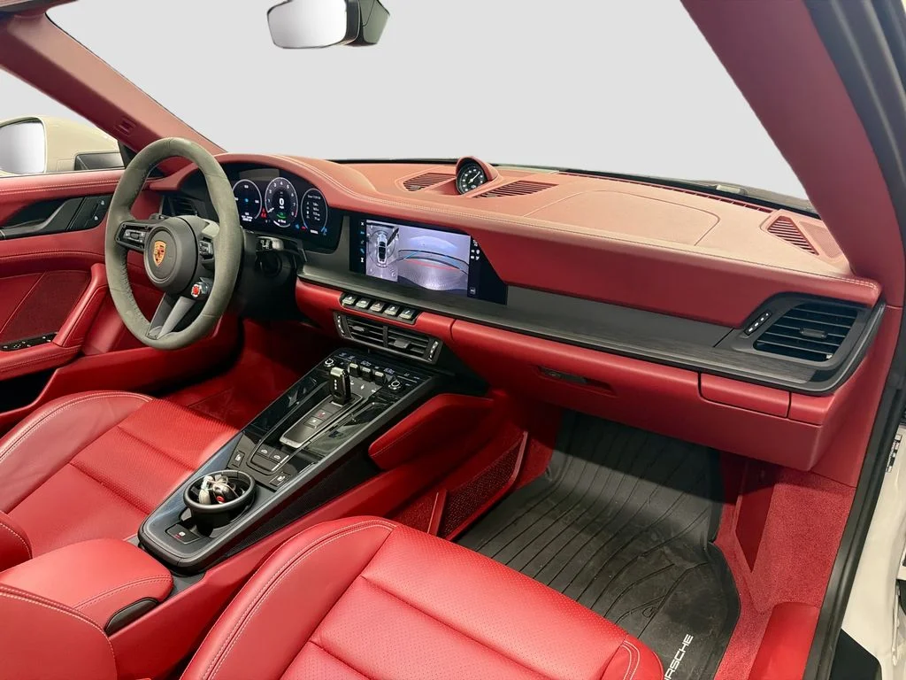 Certified Used 2025 Chalk Porsche Targa 4 GTS image 28