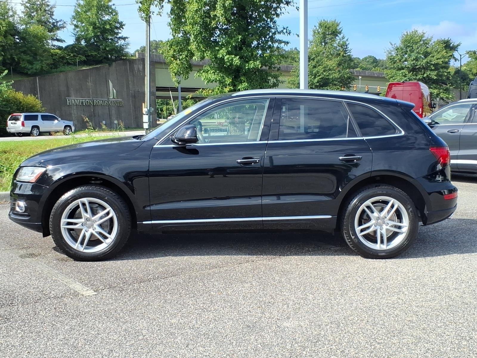 Used 2016 Mythos Black Metallic Audi Premium Plus image 3