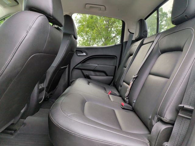 Used 2018 Gray Chevrolet ZR2 image 29