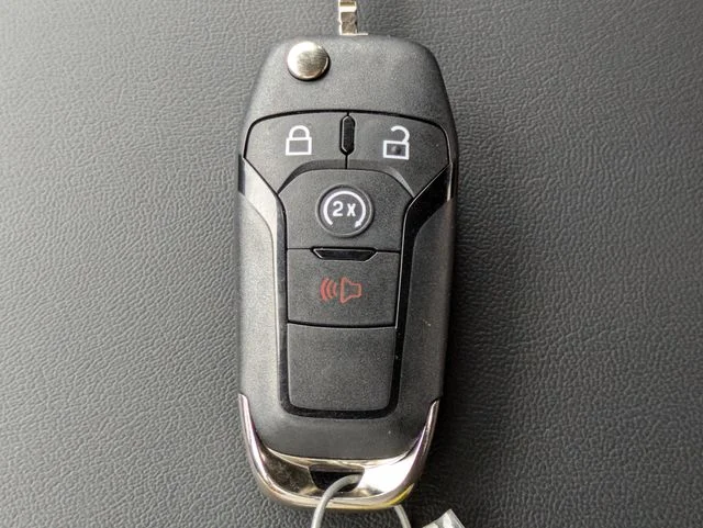 New 2026 Gray Ford XLT image 28