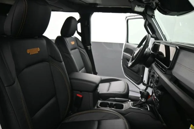 New 2026 Bright White Clear-Coat Exterior Paint Jeep Willys image 21