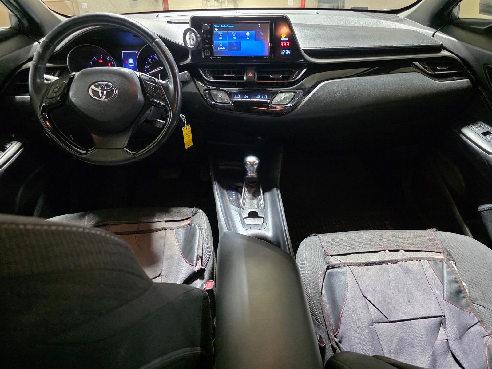 Used 2018 Magnetic Gray Metallic Toyota XLE image 14
