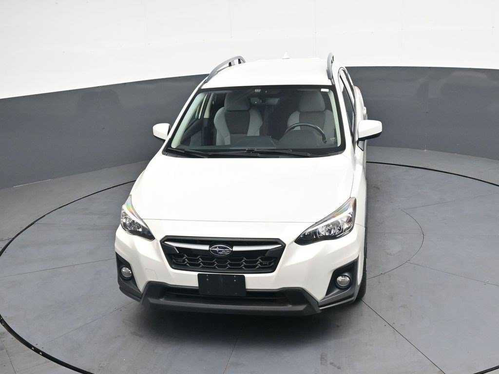 Used 2018 Crystal White Pearl Subaru Premium image 31