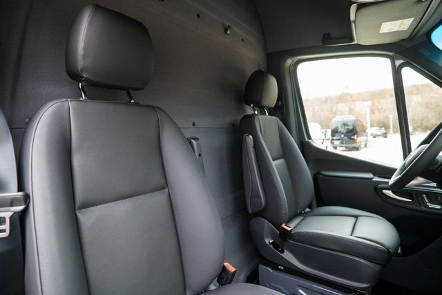New 2026 Graphite Gray Mercedes-Benz Cargo 144 WB image 49
