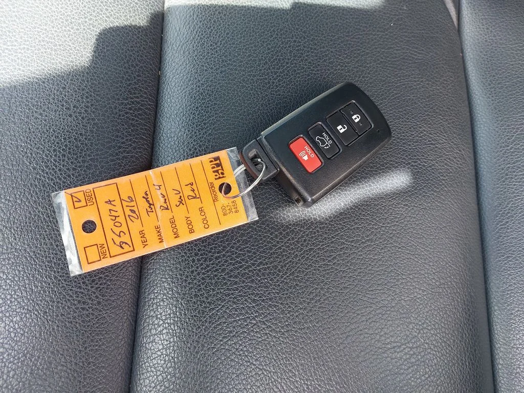 Used 2016 Red Toyota SE image 35