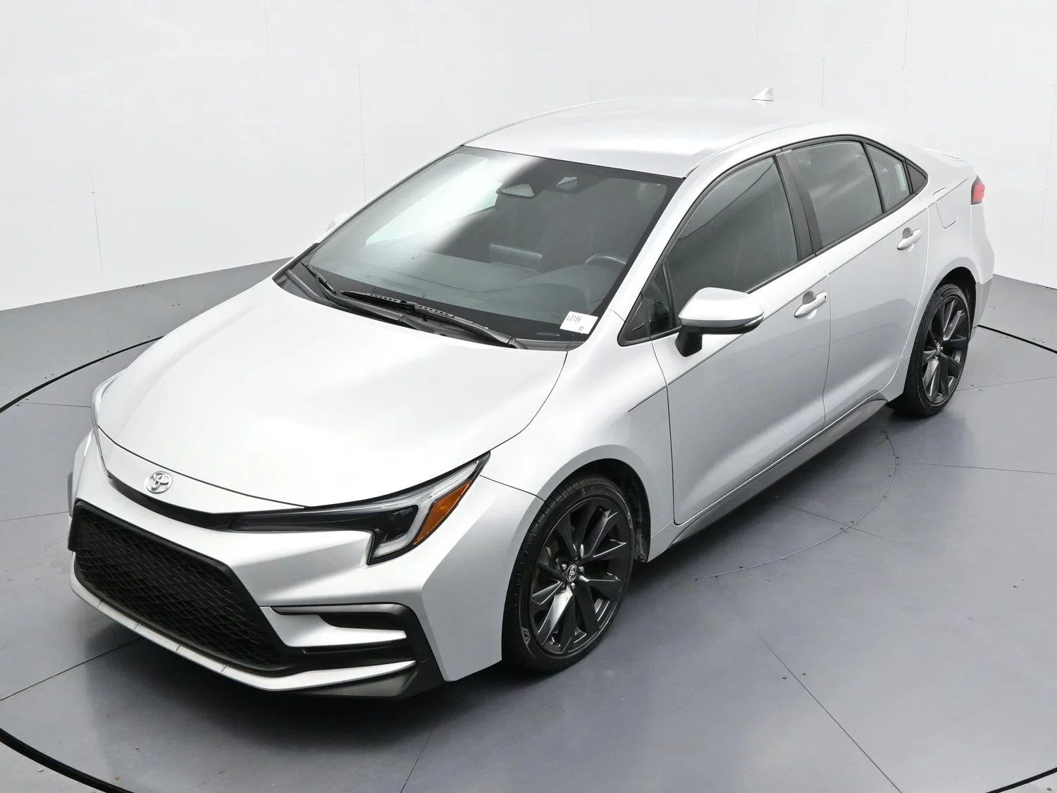 Used 2023 Silver Toyota SE image 33