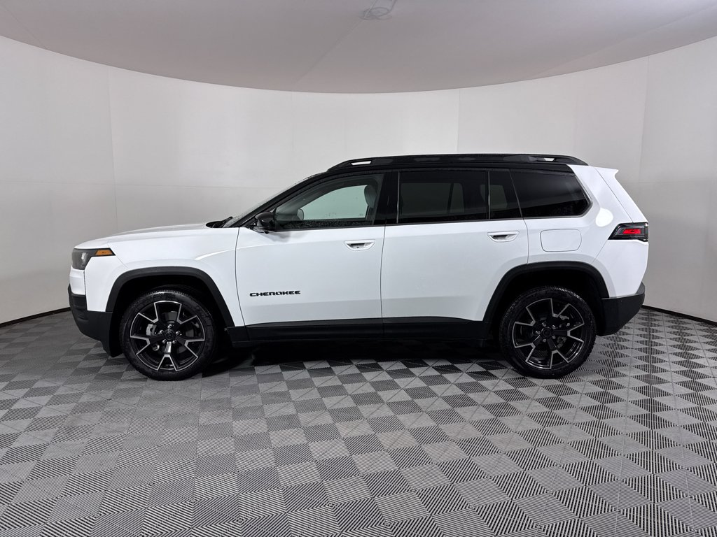 New 2026 Bright White Clear-Coat Exterior Paint Jeep Overland image 15