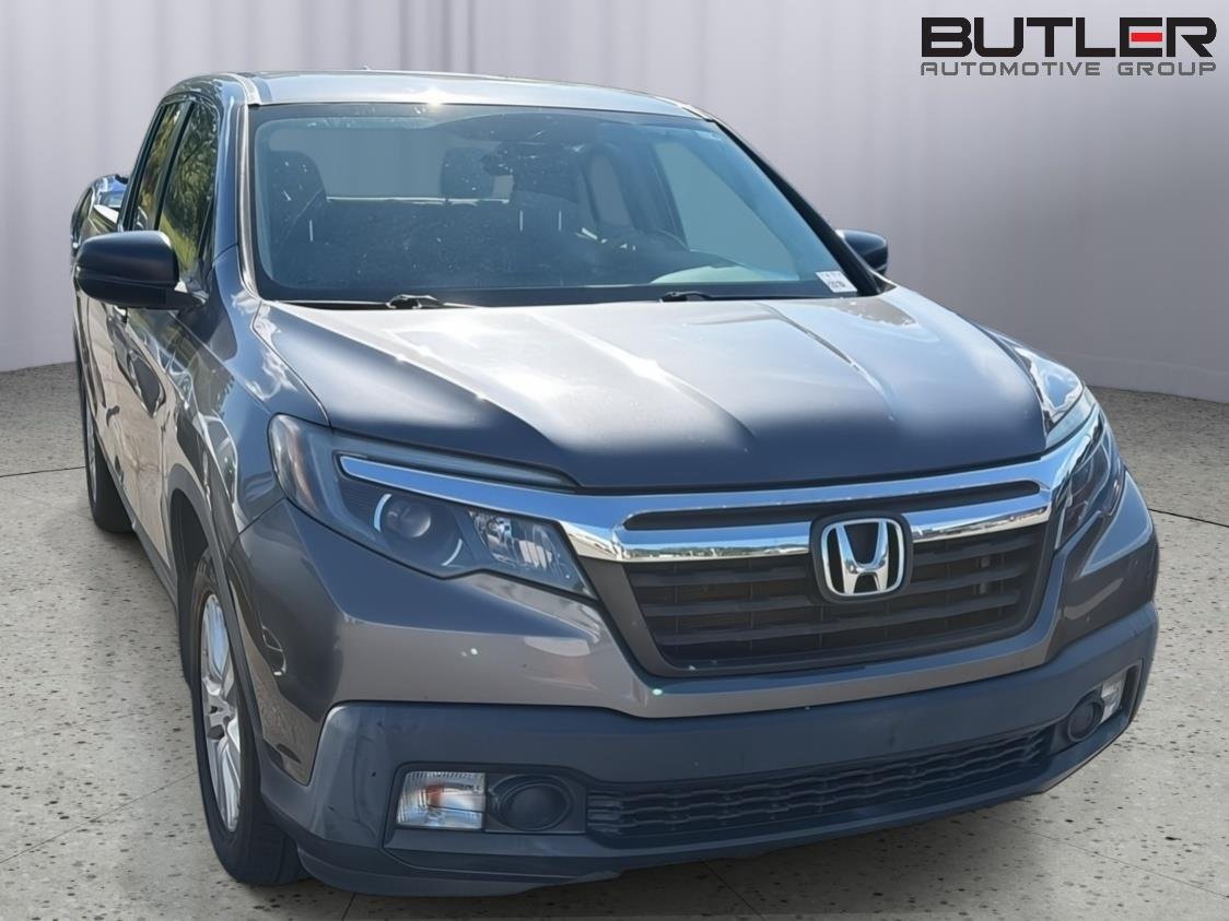Used 2019 Modern Steel Metallic Honda RT image 5