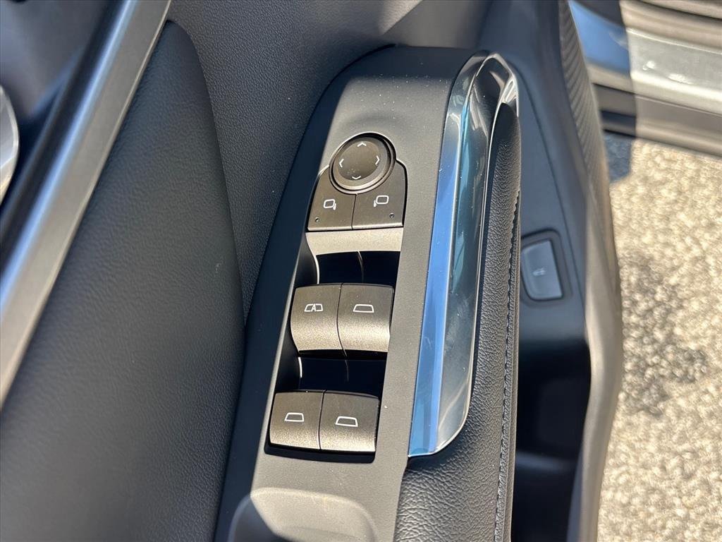 2027 Chevrolet Traverse LT - Photo 21