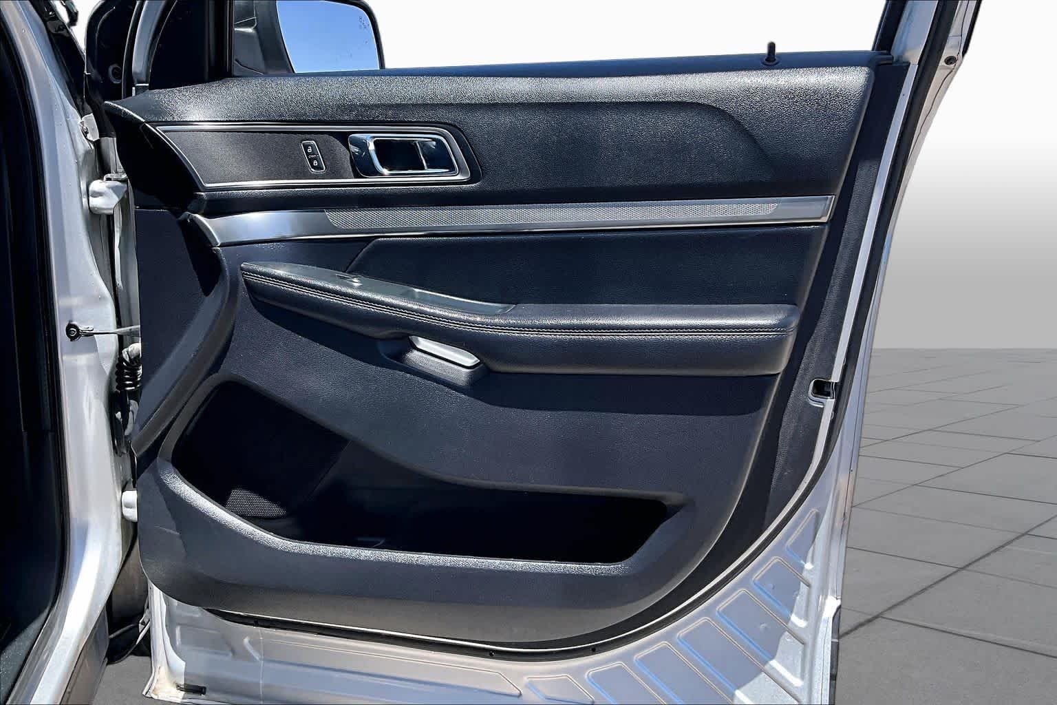 Used 2019 Ingot Silver Metallic Ford XLT image 22