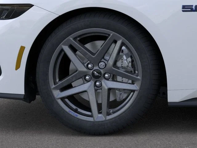 2025 Ford Mustang GT Premium - Photo 19