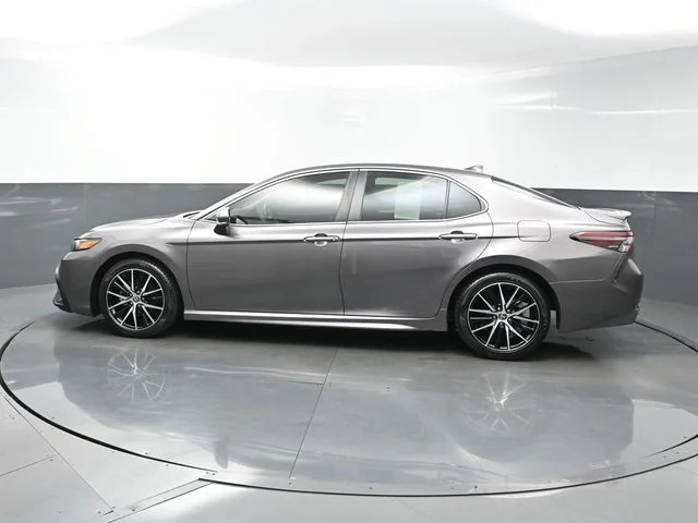 Used 2024 Gray Toyota SE image 4