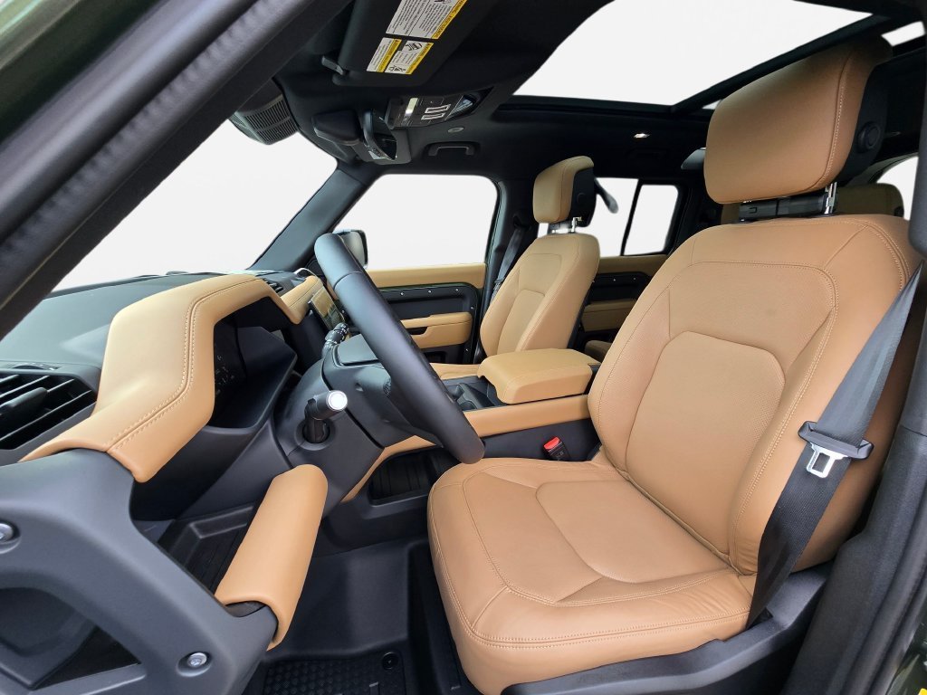 New 2026 Woolstone Green LAND ROVER X-Dynamic SE image 15