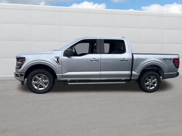 2024 Ford F-150 XLT photo 2