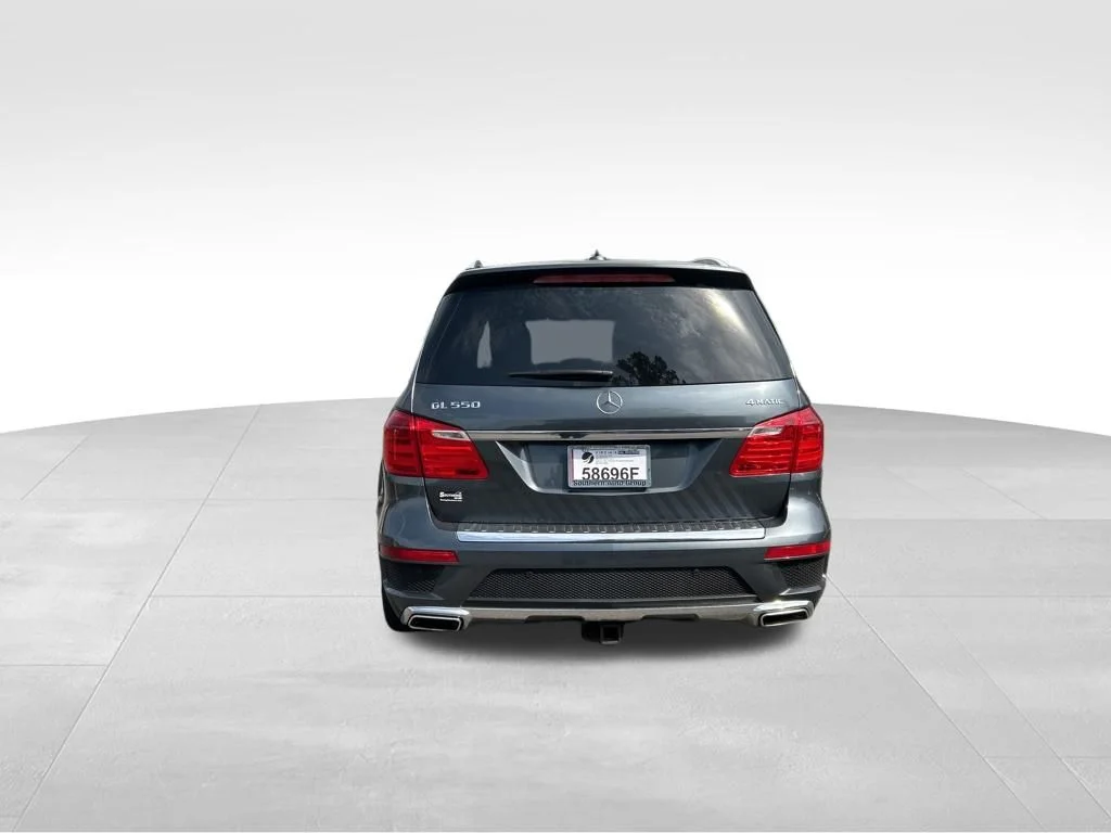 Used 2014  Mercedes-Benz GL 550 image 4