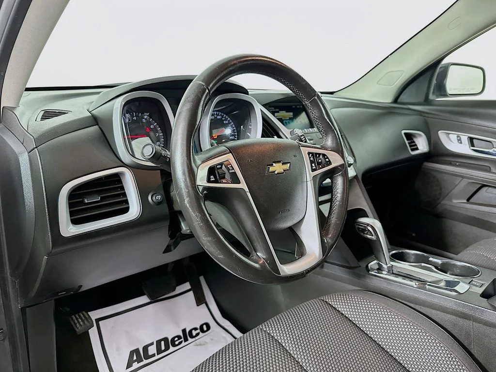 Used 2015 Tungsten Metallic Chevrolet LT image 10