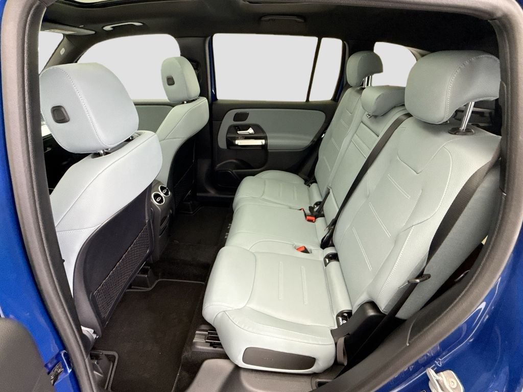 New 2026 Starling Blue Metallic Mercedes-Benz GLB 250 image 20