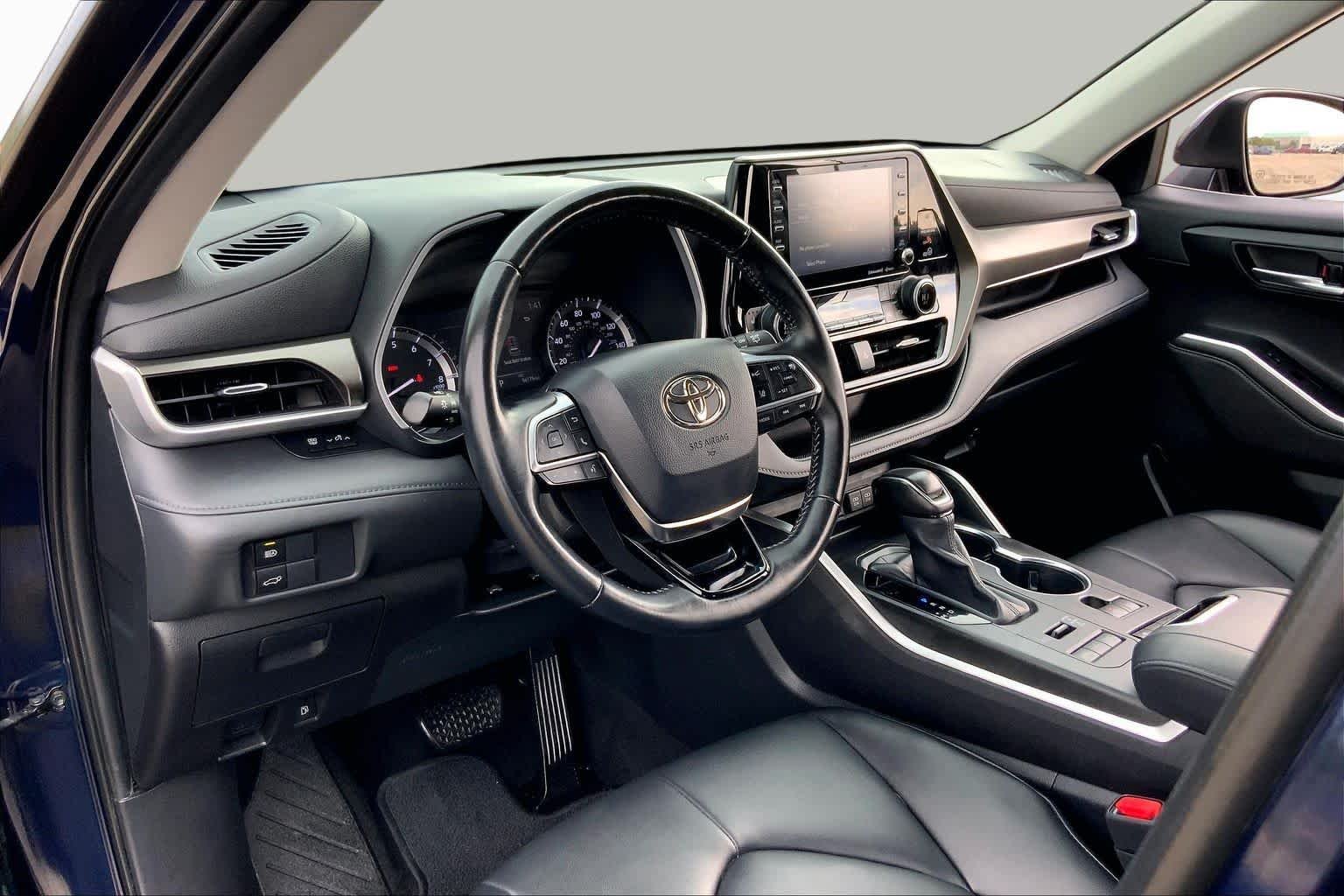 Used 2020 Blueprint Toyota XLE image 17