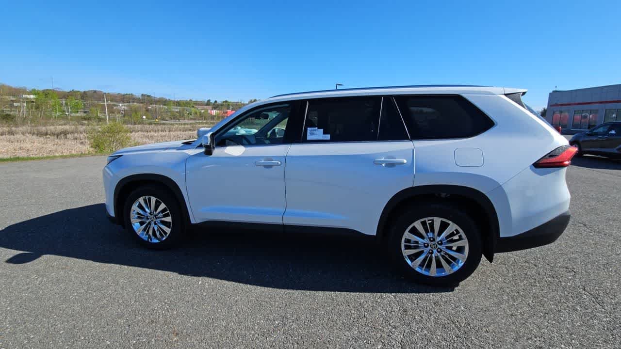 Used 2024 Wind Chill Pearl Toyota Platinum image 6