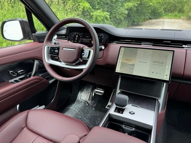 New 2026 Carpathian Grey LAND ROVER SE image 28