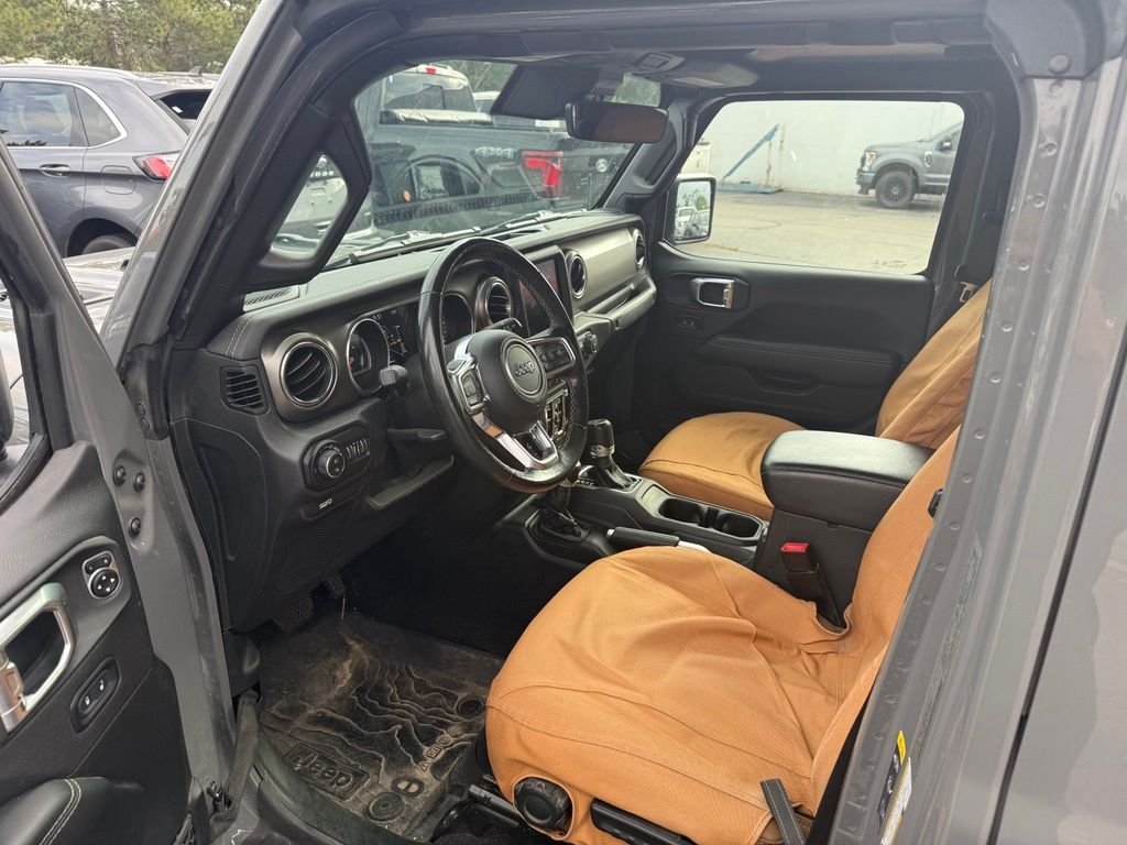 Used 2021 Gray Jeep Rubicon image 7