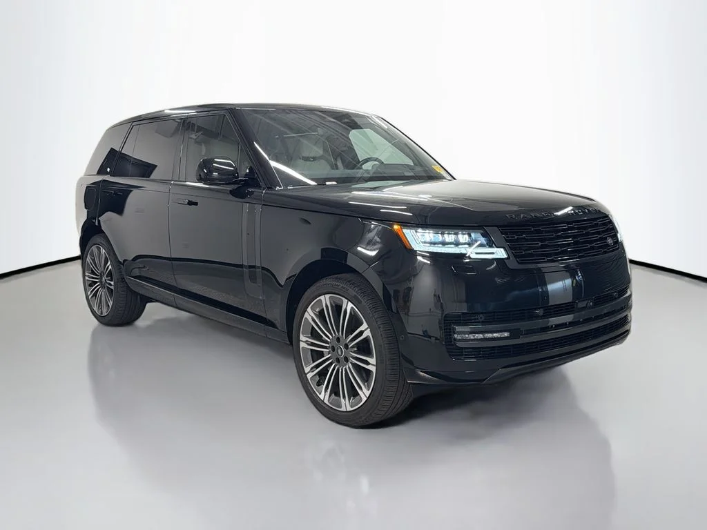 Used 2025 Black Land Rover SE image 7
