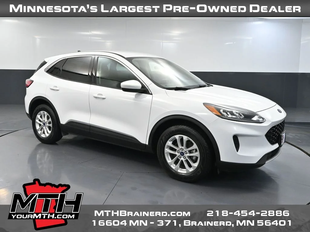 Used 2020 White Ford SE image 1