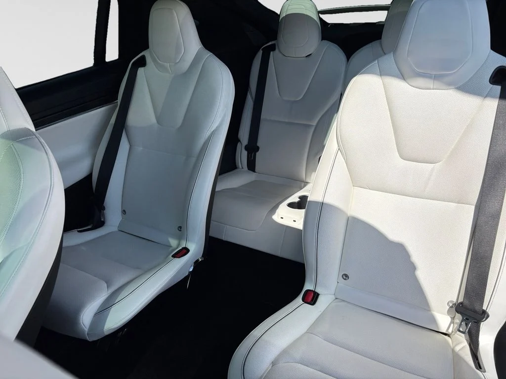 Used 2022 White Tesla Plaid image 13