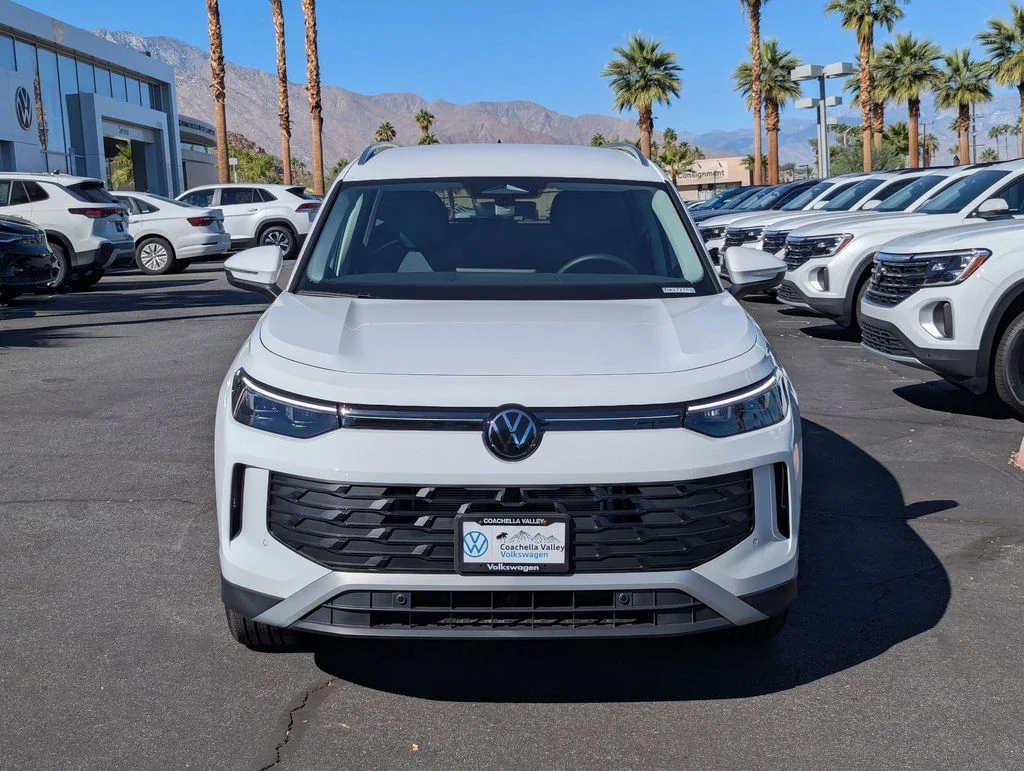 New 2026 White/off-white Volkswagen 2.0T SE image 7