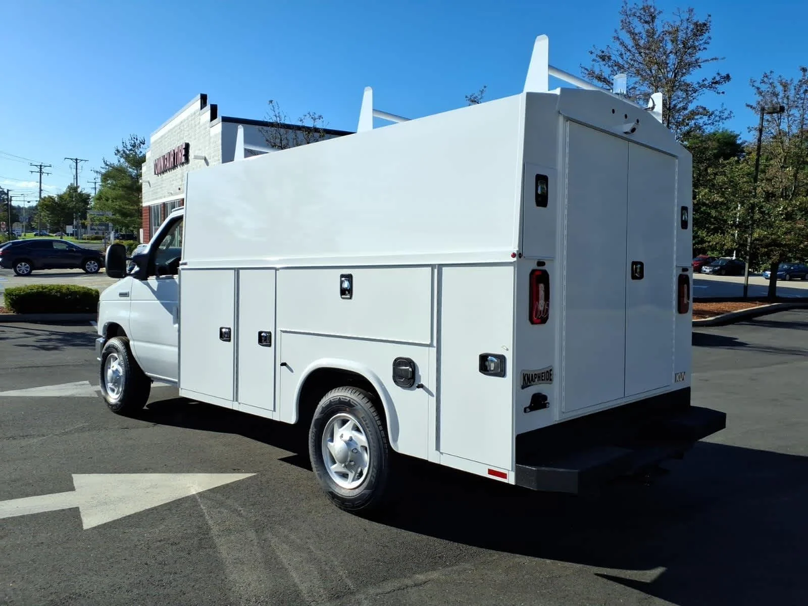 New 2027 WHITE Ford  image 4