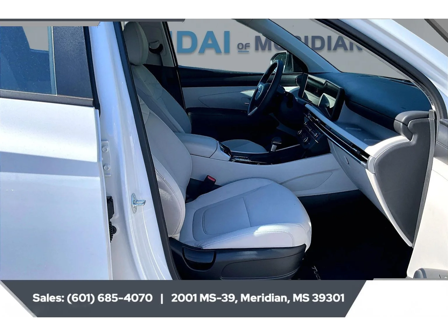 Used 2025 SERENITY WHITE PEARL Hyundai SE image 6