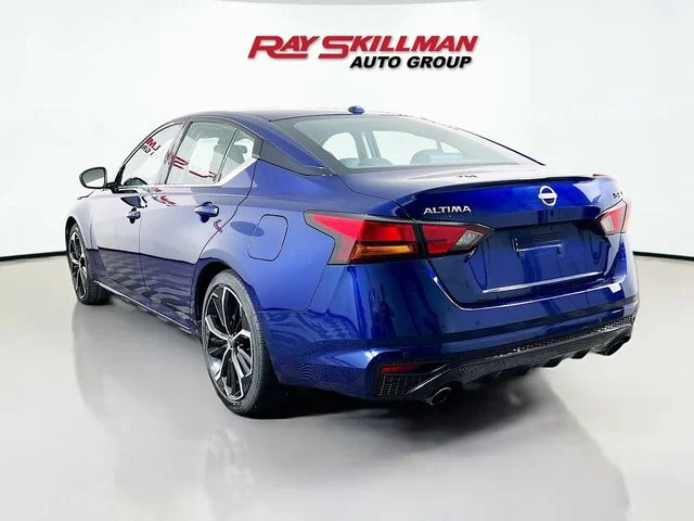 Used 2024 Blue Nissan 2.5 SR image 5