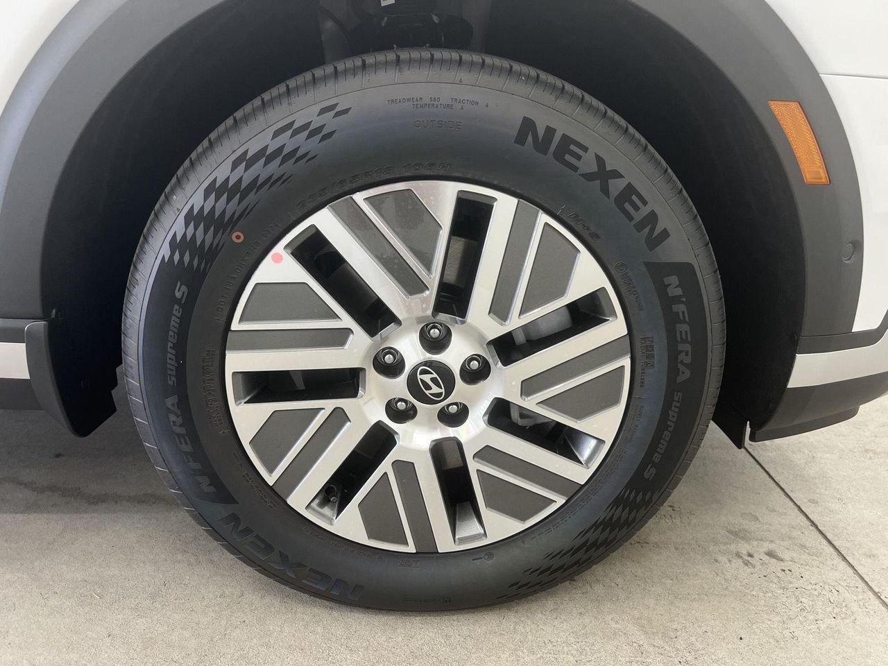 New 2027 Creamy White Pearl Hyundai SEL Premium 8P image 8