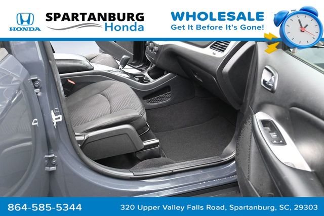 Used 2018 Gray Clearcoat Dodge SXT image 19
