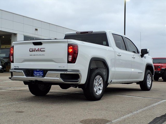 2026 GMC Sierra 1500 SLE - Photo 6